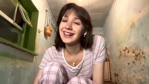 wildpeachh online show from 4, 5, 2026