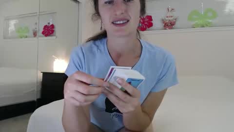 WildRose L - check my Pinned tweet if you dont see me online within 5 minutes after Ive sent email notifications online show from 9, 4, 2026