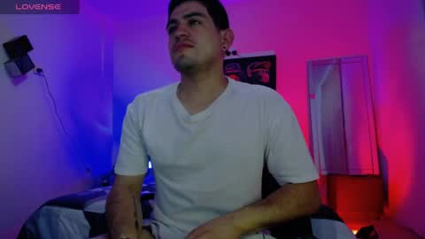 Snapshot of william_steel_ chatting on 9, 5, 2026 William Steel online show from 9, 5, 2026