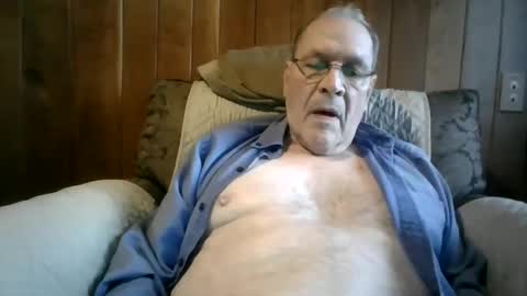 Snapshot of willnedoher chatting on 5, 2, 2025 Willhedoher online show from 5, 2, 2025