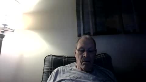 Snapshot of willnedoher chatting on 9, 11, 2025 Willhedoher online show from 9, 11, 2025