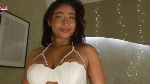 Snapshot of willow_hendrix chatting on 5, 4, 2026 Ms Willow online show from 5, 4, 2026