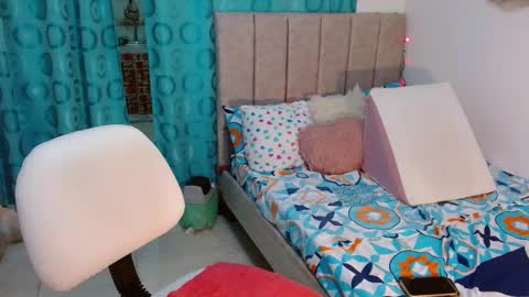 Only wilsonsiara01 online show from 15, 1, 2025