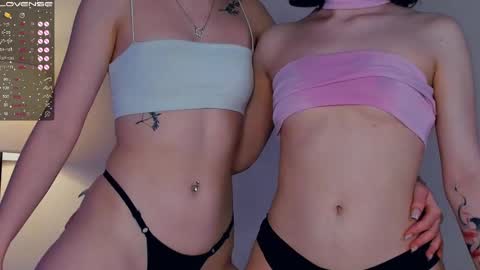 Amalia and Mia online show from 17, 2, 2025