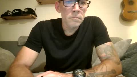 wingnutt765733 online show from 16, 12, 2025