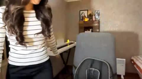 Amina online show from 29, 10, 2025