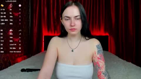 Kira online show from 5, 3, 2026