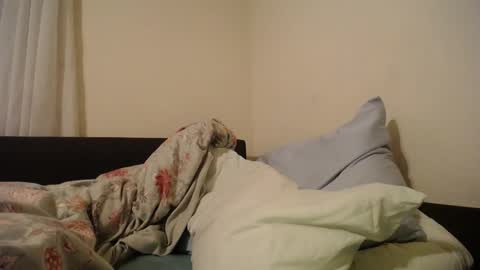 Annie online show from 9, 3, 2025