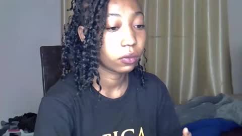 girlie o online show from 1, 3, 2025