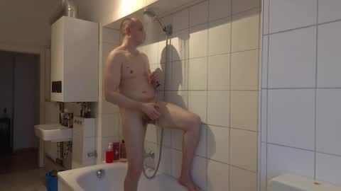 wizzman2442 online show from 24, 2, 2025