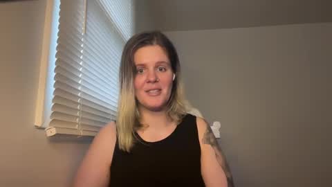 Snapshot of wldntulik2no chatting on 31, 12, 2024 Moth online show from 31, 12, 2024