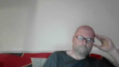 Snapshot of wobble444 chatting on 11, 7, 2026 wobble444 online show from 11, 7, 2026