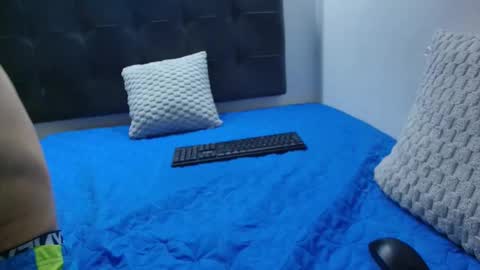  W O L F  online show from 28, 2, 2025