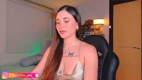 Snapshot of wolfsfoster chatting on 16, 7, 2026 online show from 16, 7, 2026