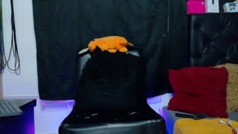 Snapshot of womandirty12 chatting on 25, 6, 2026 katty dirty online show from 25, 6, 2026