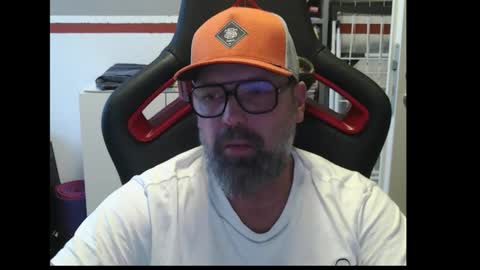 Adam online show from 5, 11, 2025