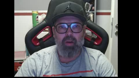 Snapshot of womenizzeer chatting on 5, 6, 2026 Adam online show from 5, 6, 2026