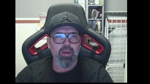 Snapshot of womenizzeer chatting on 9, 6, 2026 Adam online show from 9, 6, 2026