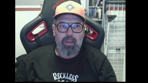 Snapshot of womenizzeer chatting on 7, 7, 2026 Adam online show from 7, 7, 2026