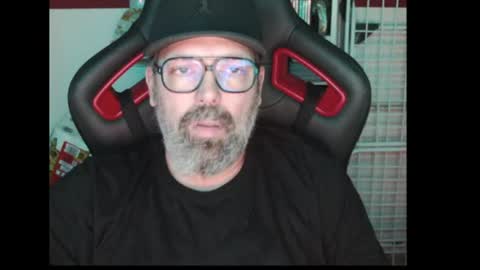 Snapshot of womenizzeer chatting on 16, 7, 2026 Adam online show from 16, 7, 2026