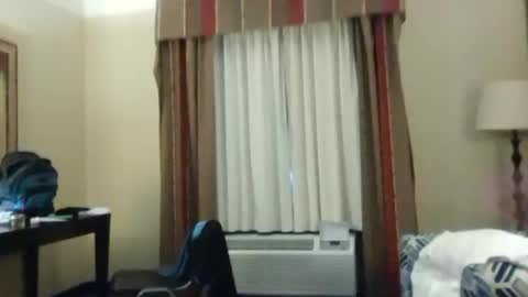 Snapshot of womenlovememan chatting on 26, 11, 2025 Ryan online show from 26, 11, 2025