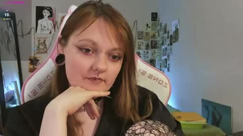 Snapshot of wonderconnie chatting on 19, 5, 2026 wonderconnie online show from 19, 5, 2026