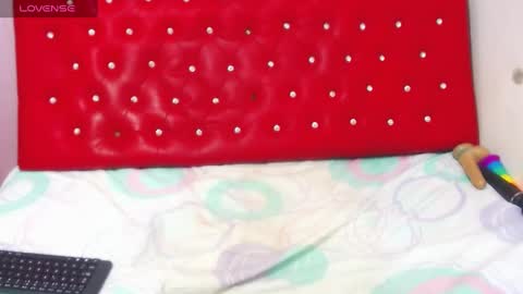 Snapshot of wonderfuldiana chatting on 27, 12, 2024   online show from 27, 12, 2024