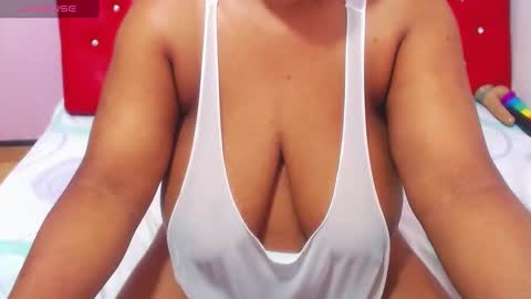 Snapshot of wonderfuldiana chatting on 24, 1, 2025   online show from 24, 1, 2025
