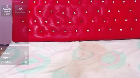 Snapshot of wonderfuldiana chatting on 18, 10, 2025   online show from 18, 10, 2025