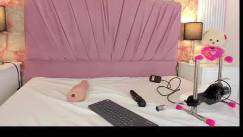 wonderkloe_ online show from 31, 3, 2026