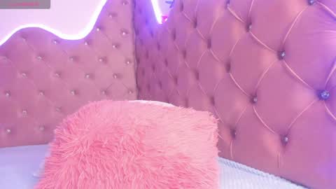 Snapshot of wood_nymphh chatting on 6, 1, 2025 Lia online show from 6, 1, 2025