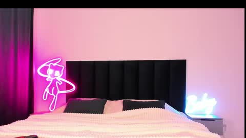 Emi online show from 3, 3, 2025