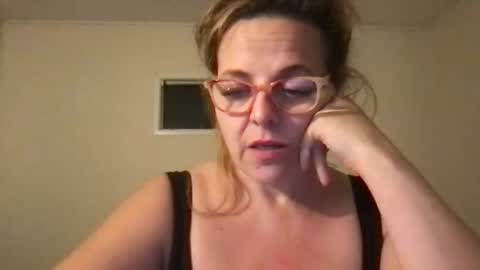 Cute Newb X online show from 26, 5, 2026