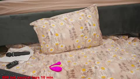              online show from 5, 2, 2025