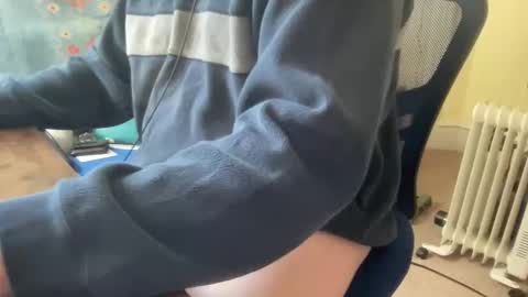 Snapshot of wucious chatting on 31, 10, 2025 wucious online show from 31, 10, 2025