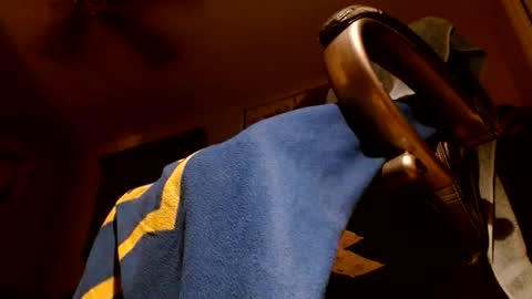 wvuguy1986 online show from 14, 12, 2025