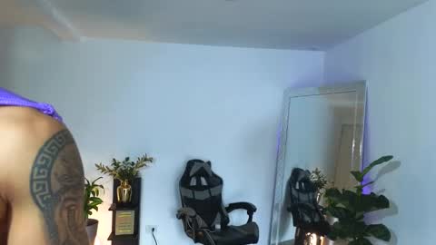 wyatt online show from 3, 10, 2025