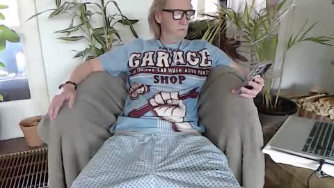 WyattEarp64 online show from 21, 4, 2026