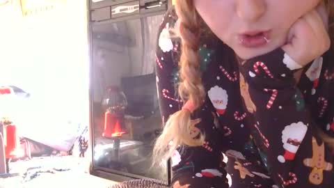 x2kayx2 online show from 4, 2, 2026