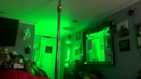 Whatyouwantbest online show from 17, 11, 2025