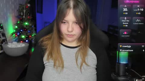 LOVE NERDS ONLY online show from 1, 2, 2025