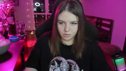 Snapshot of x_nirvana_x chatting on 9, 2, 2026 LOVE NERDS ONLY online show from 9, 2, 2026