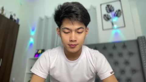 Prince Aldrian  online show from 14, 4, 2026