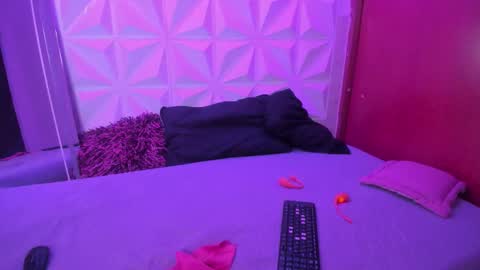 Snapshot of xamabtlee0107 chatting on 16, 9, 2025 xamabtlee0107 online show from 16, 9, 2025