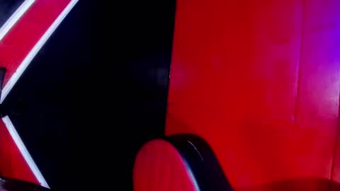 xander_taylor_ online show from 27, 5, 2026