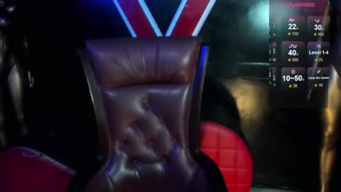 xander_taylor_ online show from 8, 7, 2026