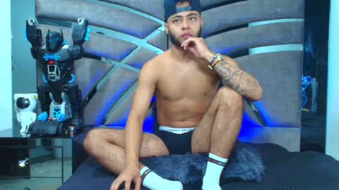 Snapshot of xanderstone00 chatting on 23, 6, 2026 Xanderstone online show from 23, 6, 2026