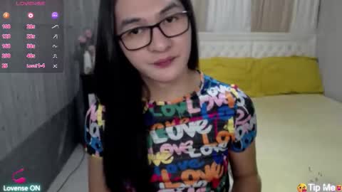 xasiantrnaslover online show from 15, 11, 2025