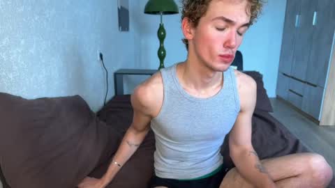 Snapshot of xavier_200 chatting on 1, 6, 2026 Xavier PVT open online show from 1, 6, 2026