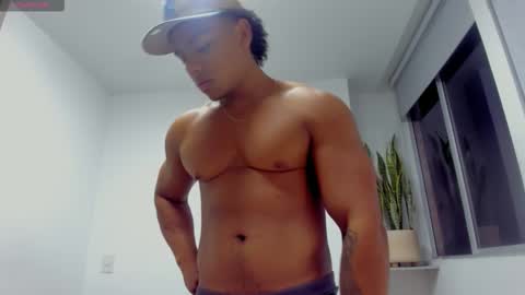 Xavier online show from 3, 10, 2025